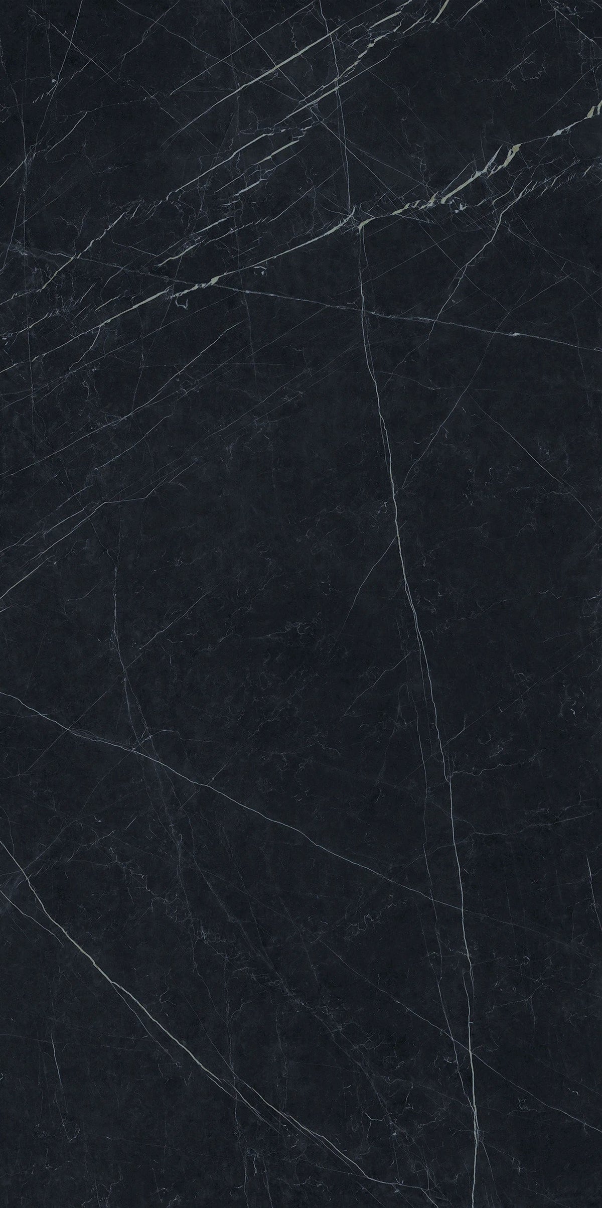 DARK MARQUINA